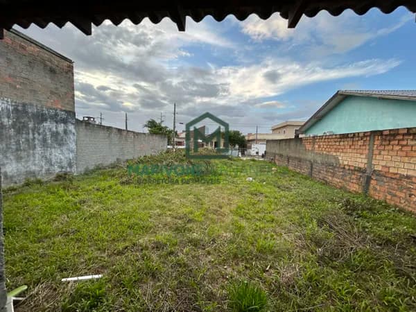 Lote/Terreno em Laguna - Portinho
