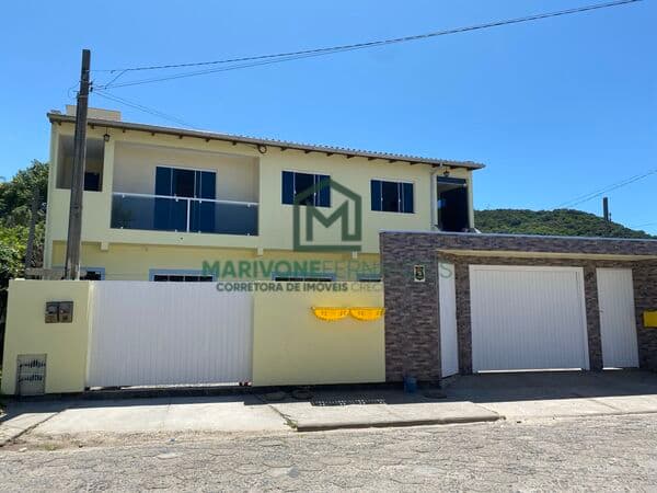 Casa em Laguna - Magalhães