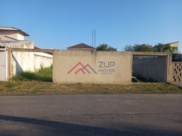 Terreno no bairro Nova São Pedro em São Pedro da Aldeia-RJ