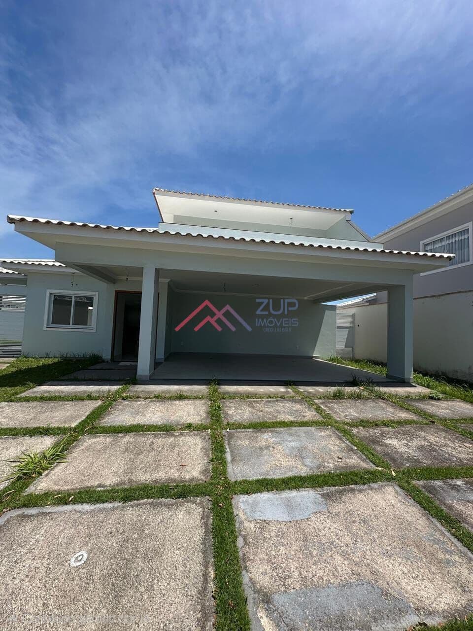 Casa Alto Padrão 03 Suítes à venda no bairro Nova São Pedro, São Pedro da Aldeia/RJ