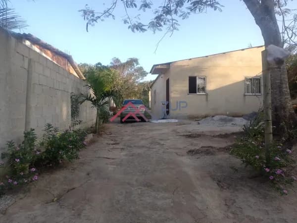 Casa Padrão à venda no Bairro Jardim das Acácias, São Pedro da Aldeia- RJ
