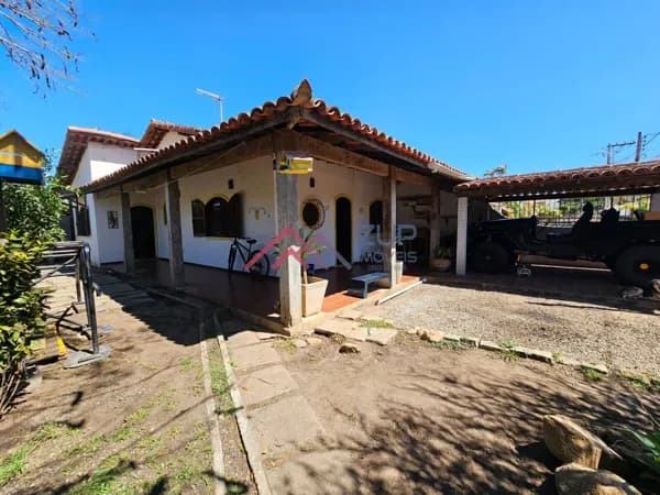 Casa à venda no bairro Balneário São Pedro, São Pedro da Aldeia- RJ