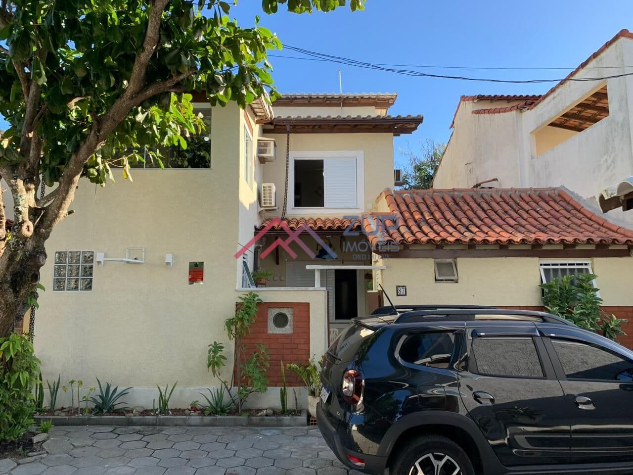Casa Duplex Padrão em Cabo Frio