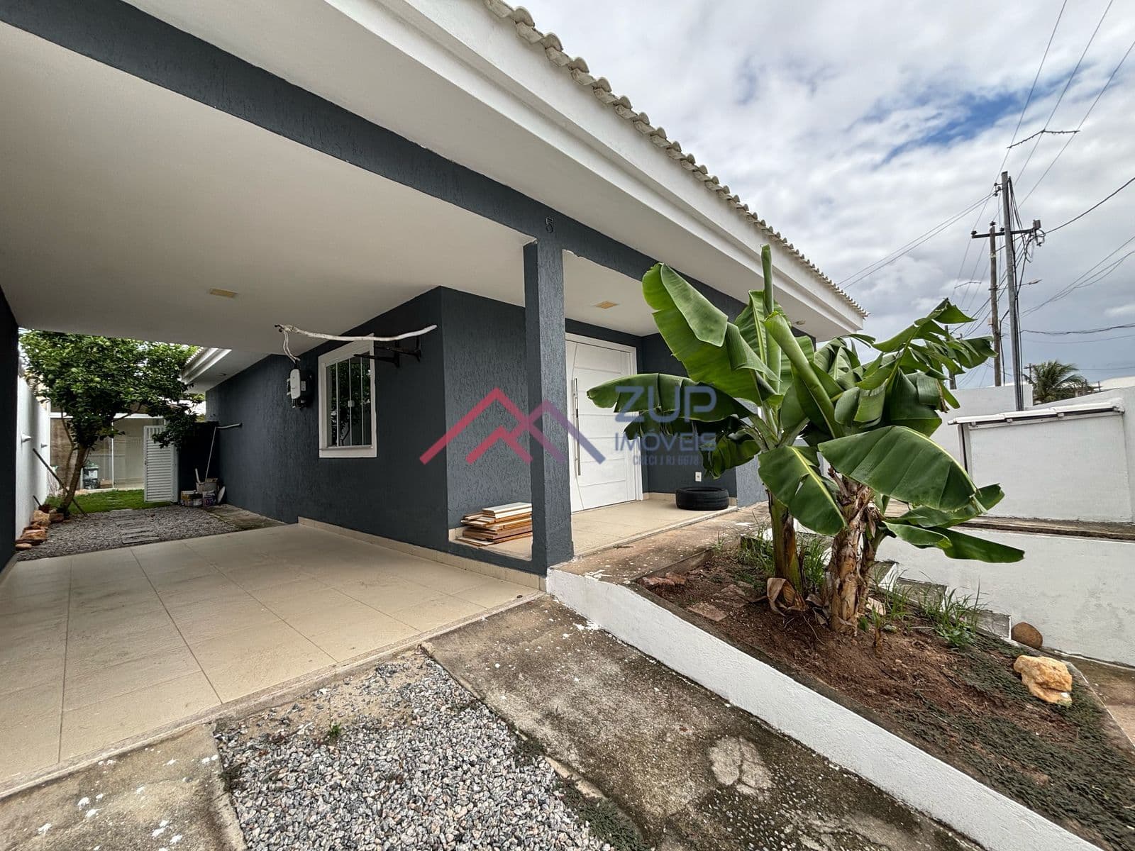 Casa Alto Padrão à venda no Condomínio Solar dos Cantarinos
