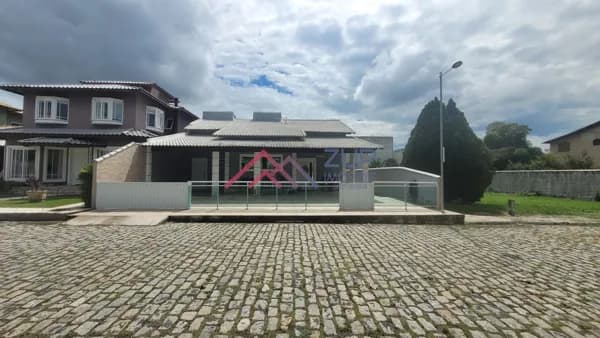 Casa à venda no bairro Balneário São Pedro, São Pedro da Aldeia-RJ