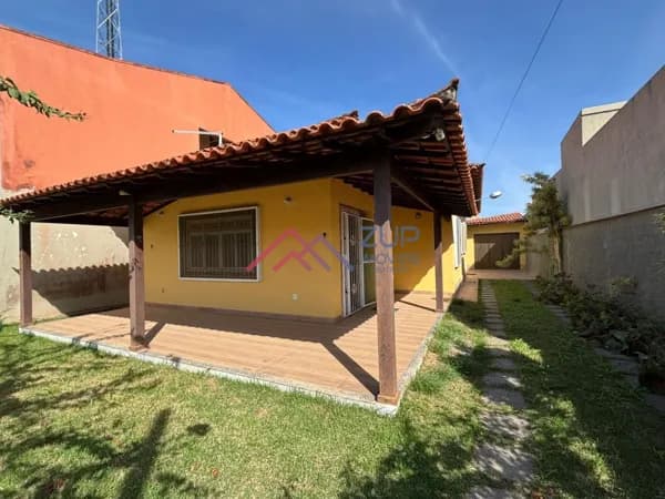 Casa à venda no Bairro Praia Linda, São Pedro da Aldeia-RJ