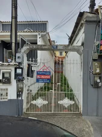 Casa para locação em Centro, São Pedro da Aldeia-RJ