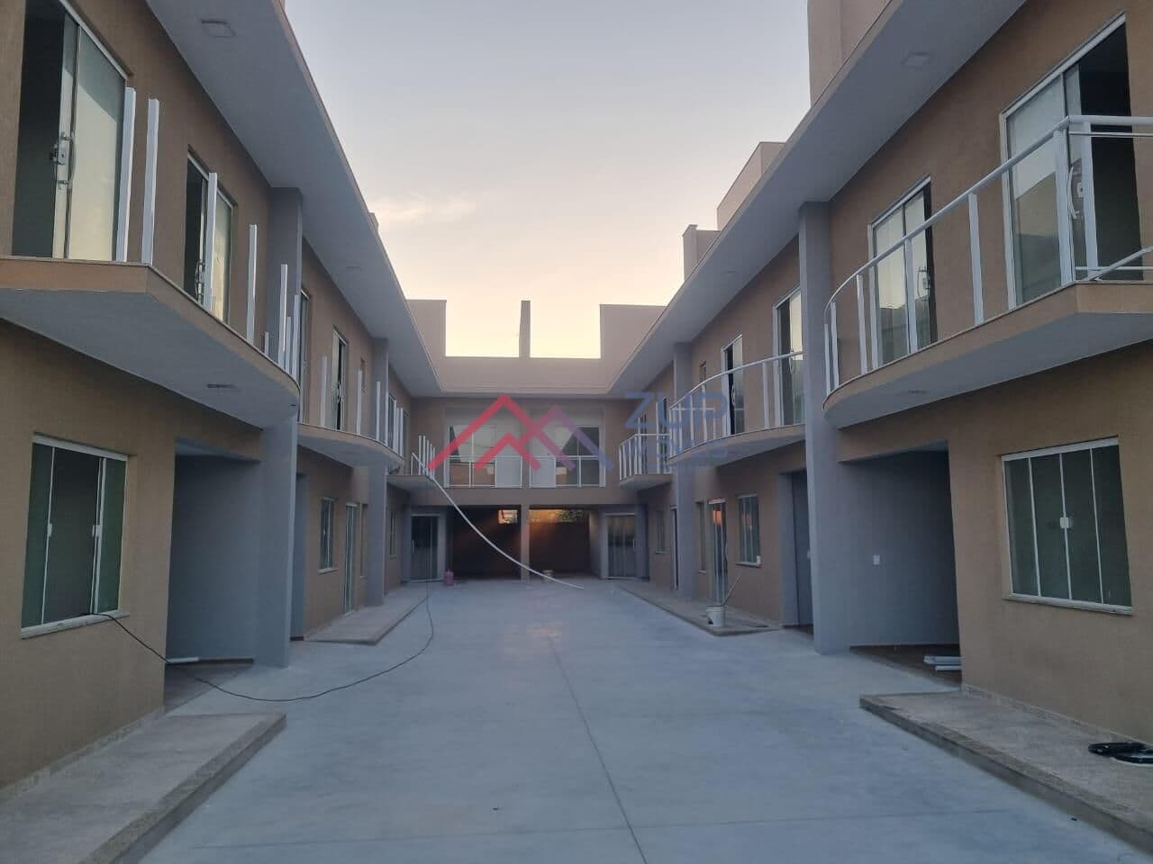 Triplex à venda no Residencial Brisa do Mar 2, Arraial do Cabo - RJ