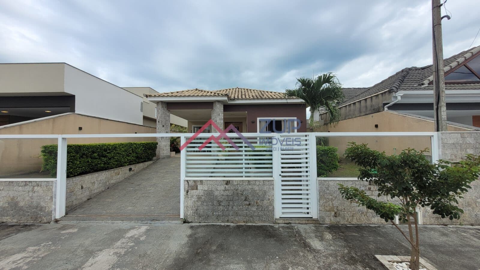 Casa Alto Padrão à venda no Condomínio Blue Garden, São Pedro da Aldeia - RJ