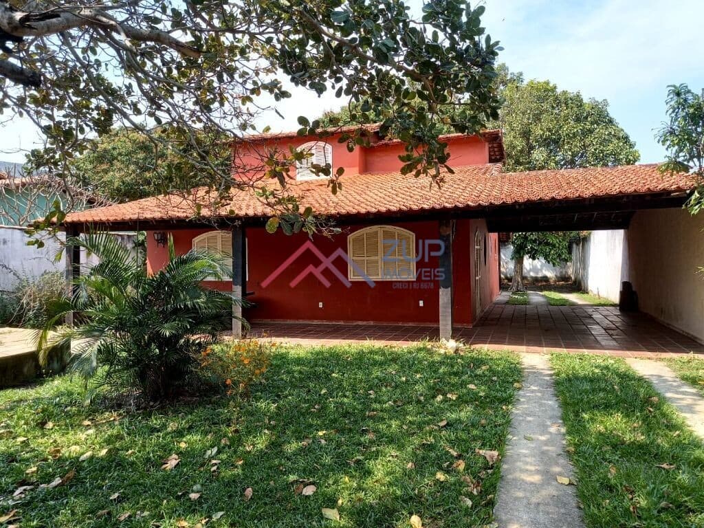 Casa à venda no Bairro Balneário, São Pedro da Aldeia-RJ