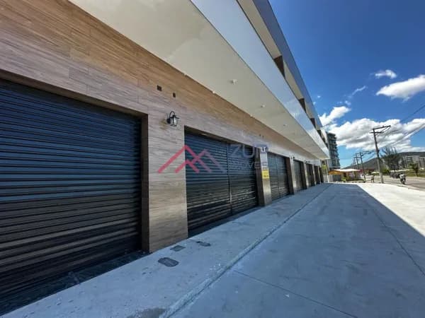 Loja com 200m² para Locação no bairro Nova São Pedro, São Pedro da Aldeia/RJ