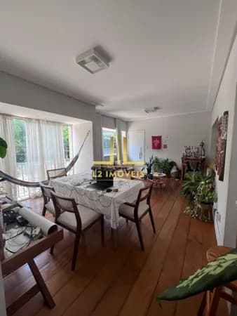 APARTAMENTO - 2/4 SENDO 1 SUÍTE - 89M² - 01 VAGA COBERTA - COSTA AZUL