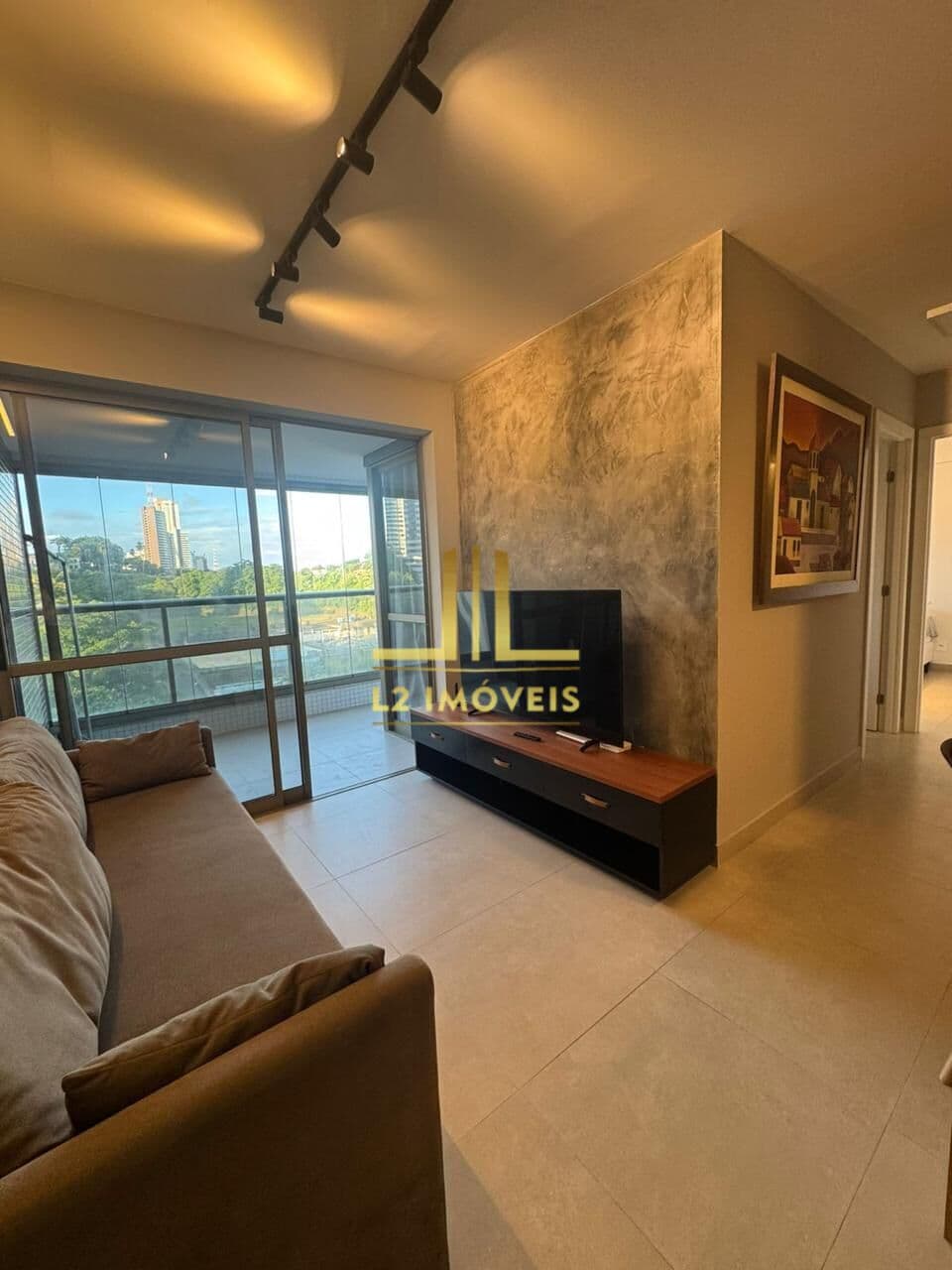 APARTAMENTO - 2/4 SENDO 1 SUÍTE - 60M² - VISTA AVENIDA - PORTEIRA FECHADA - BEACH CLASS ONDINA