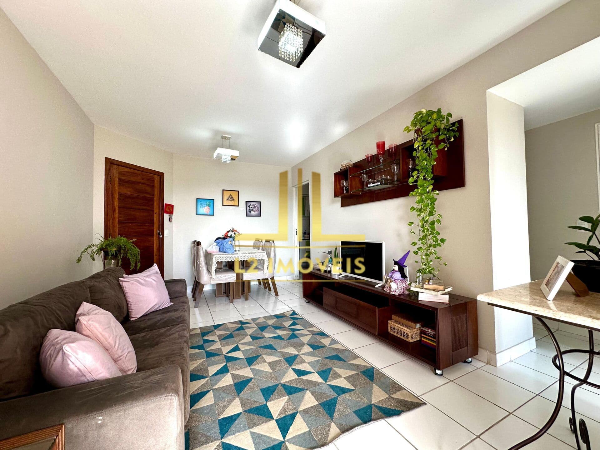 APARTAMENTO - 3/4 SENDO 1 SUÍTE - 81M² - NASCENTE - 01 VAGA - MATATU DE BROTAS