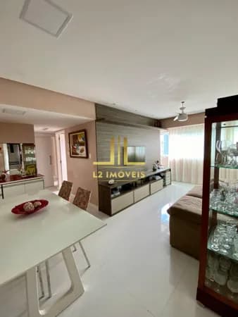 APARTAMENTO - 2/4 SENDO 1 SUÍTE - 75M² - SALA AMPLA - 01 VAGA - JARDIM ARMAÇÃO