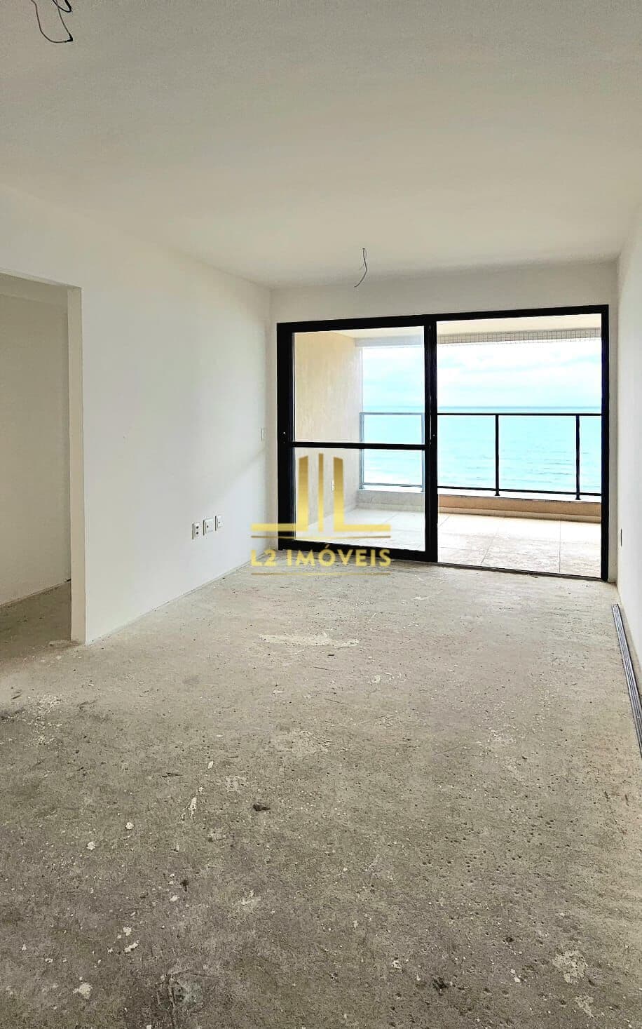 APARTAMENTO ALTO PADRÃO - 3 QUARTOS SENDO 1 SUÍTE - NASCENTE - VISTA MAR - JAGUARIBE