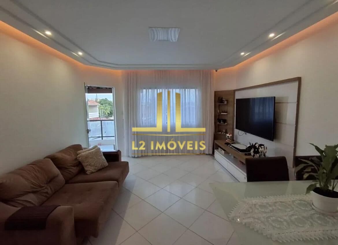 CASA EM COND. - 3/4 SENDO 2 SUÍTES - 200M² - 02 VAGAS - JARDIM PLACAFORD
