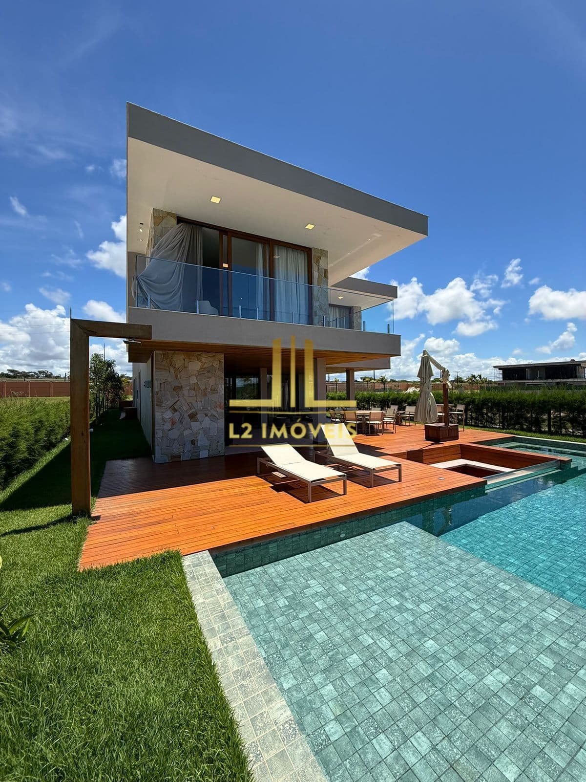 MARAVILHOSA MANSÃO - 6 SUÍTES - 570M² - PORTEIRA FECHADA - ALPHAVILLE GUARAJUBA
