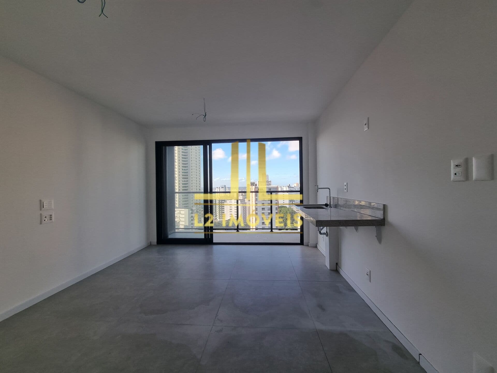 APARTAMENTO STUDIO - NASCENTE - CORREDOR DA VITORIA