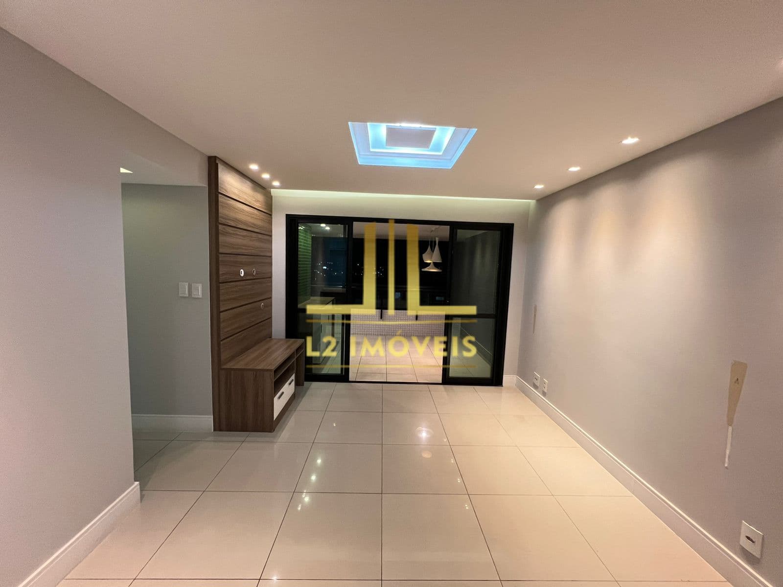 APARTAMENTO ALTO PADRÃO - 3/4 SENDO 1 SUÍTE - 84M² - ANDAR ALTO – MANHATTAN SQUARE - AV. PARALELA