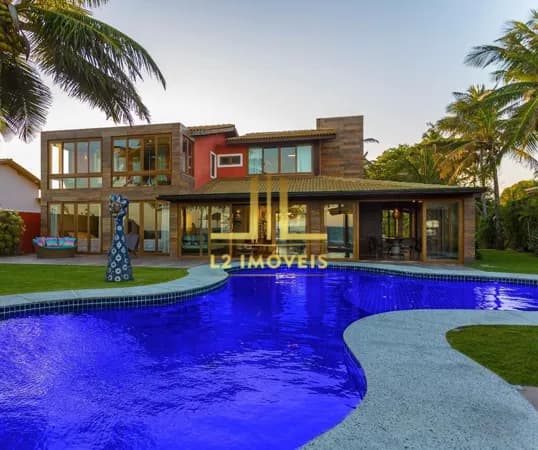 CASA LUXUOSA - 8 QUARTOS SENDO 6 SUÍTES - FRENTE MAR - INTERLAGOS