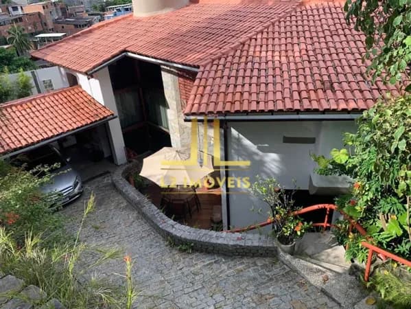 CASA - 4 SUÍTE - FEDERAÇÃO