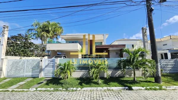 CASA LUXUOSA - 4 SUÍTES - PORTEIRA FECHADA - LAURO DE FREITAS