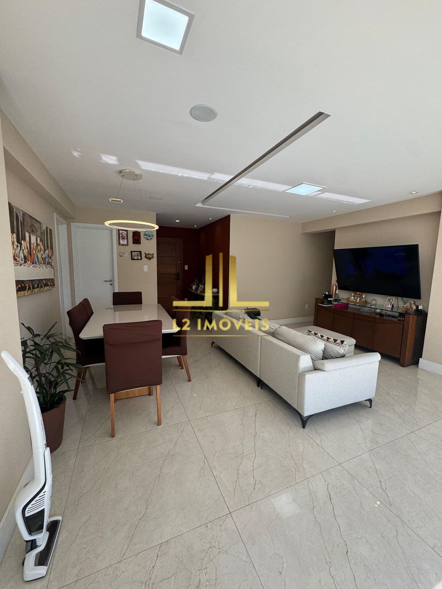 APARTAMENTO ALTO PADRÃO - 3 SUÍTES - PITUBA