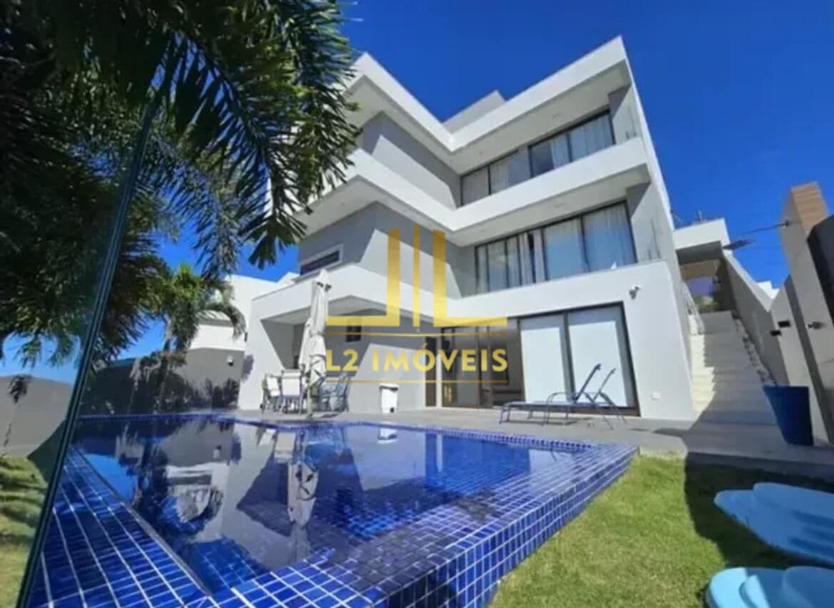 CASA EM COND. 5/4 SENDO 4 SUÍTES - 303M² - 04 VAGAS - ALPHAVILLE LITORAL NORTE 2