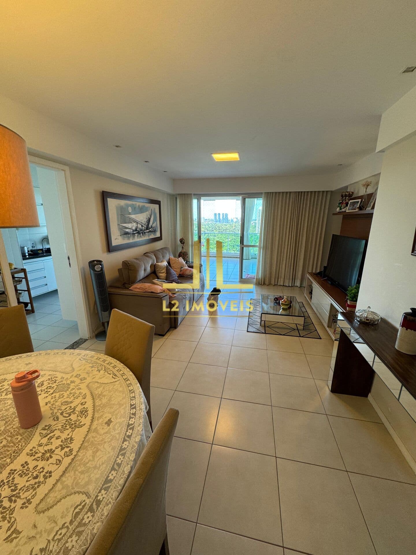 APARTAMENTO - 3 QUARTOS SENDO 1 SUÍTE - PITUAÇU