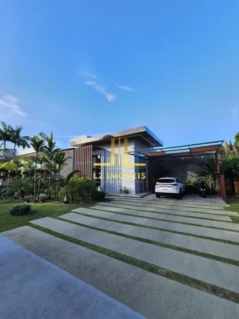 CASA ALTO PADRÃO - 3 SUÍTES - 270M² - BUSCA VIDA