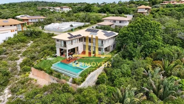 CASA ALTO PADRÃO - 6 SUÍTES - 360M² - PISCINA - COND. PRAIA BELA - PRAIA DO FORTE