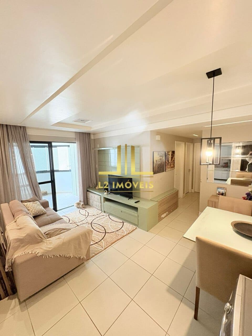 APARTAMENTO - 3 QUARTOS SENDO 1 SUÍTE - NASCENTE - STIEP