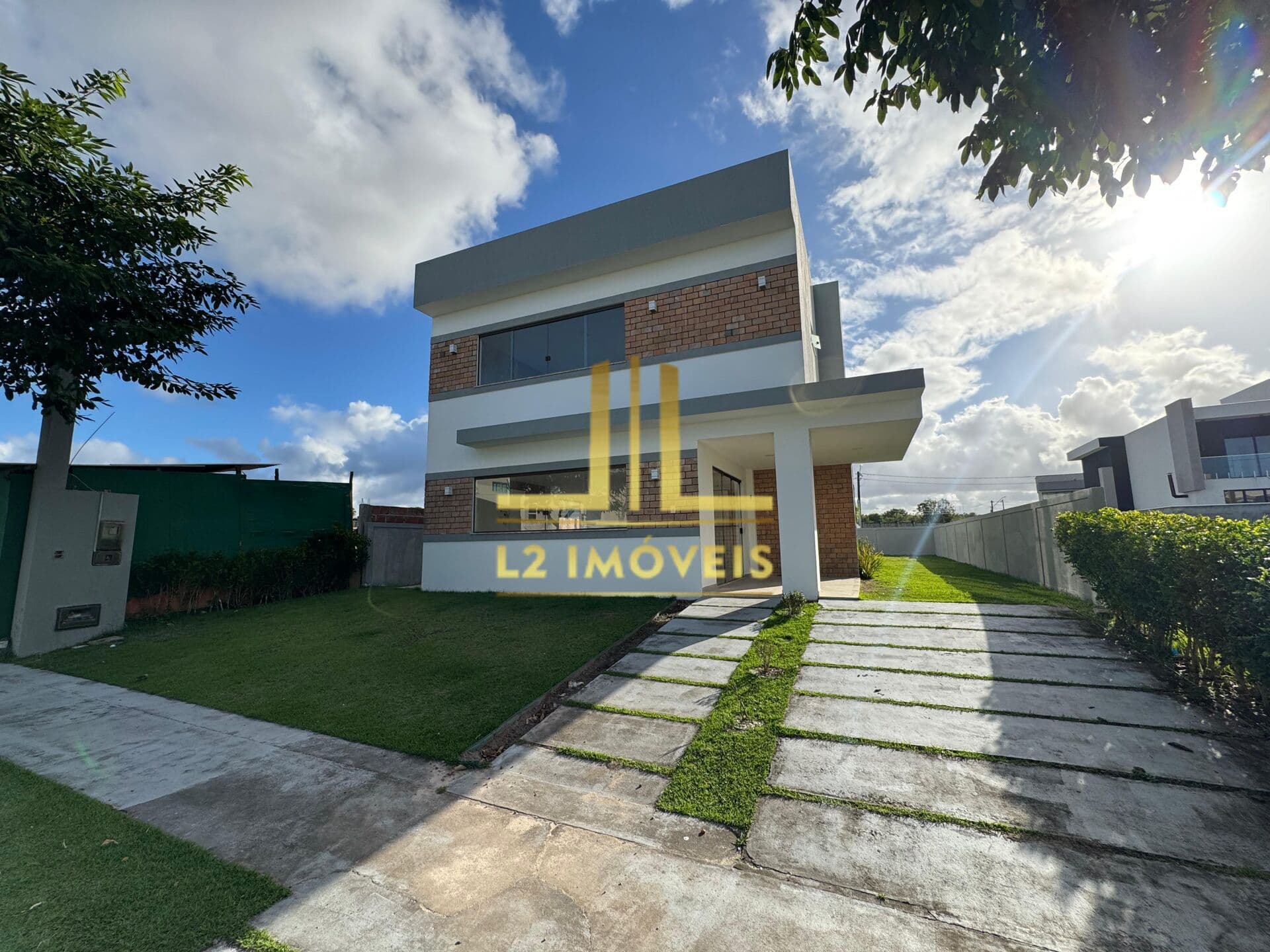 CASA - 3 QUARTOS SENDO 1 SUÍTE - ALPHAVILLE CAMAÇARI
