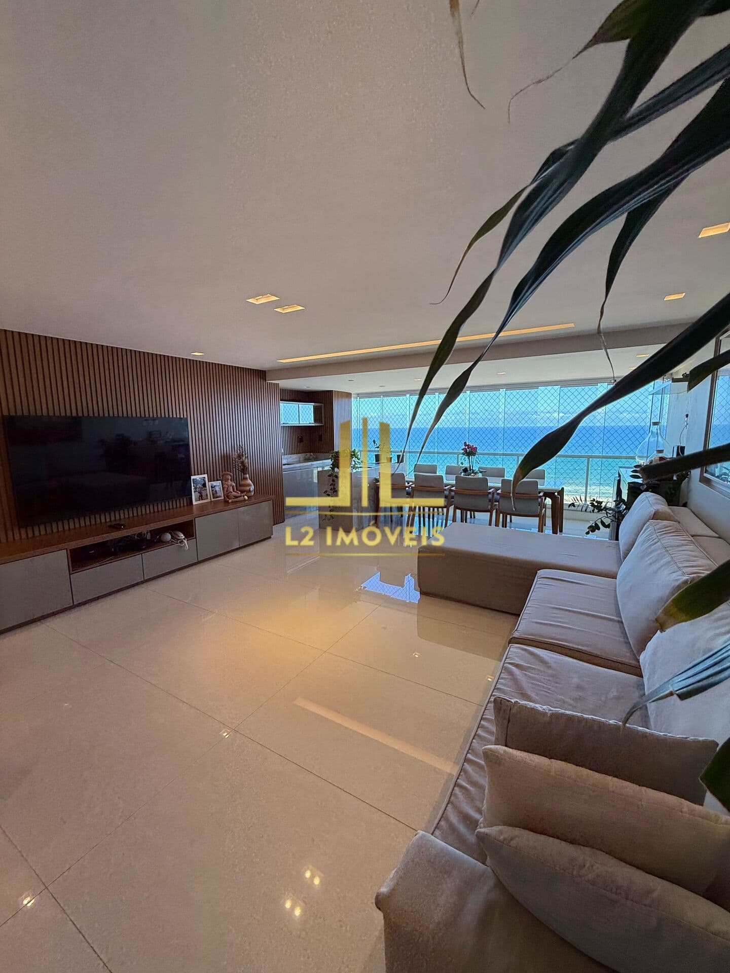 APARTAMENTO ALTO PADRÃO - 3 SUÍTES - 144M² - VISTA MAR - ANDAR ALTO - PATAMARES