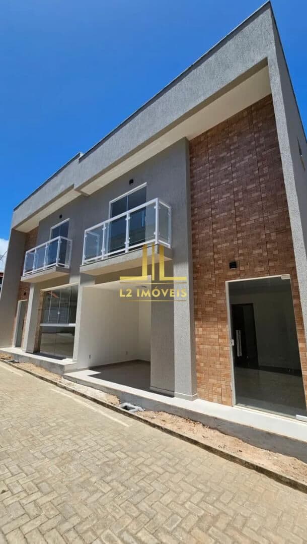 CASA - 4/4 SENDO 2 SUÍTES - 104M² - 01 VAGA - CAJI - LAURO DE FREITAS