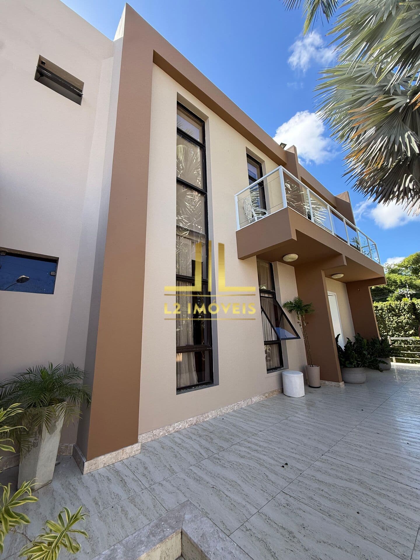 CASA ALTO PADRÃO - 4 SUÍTES - 684M² - PISCINA - 03 VAGAS - ITAIGARA
