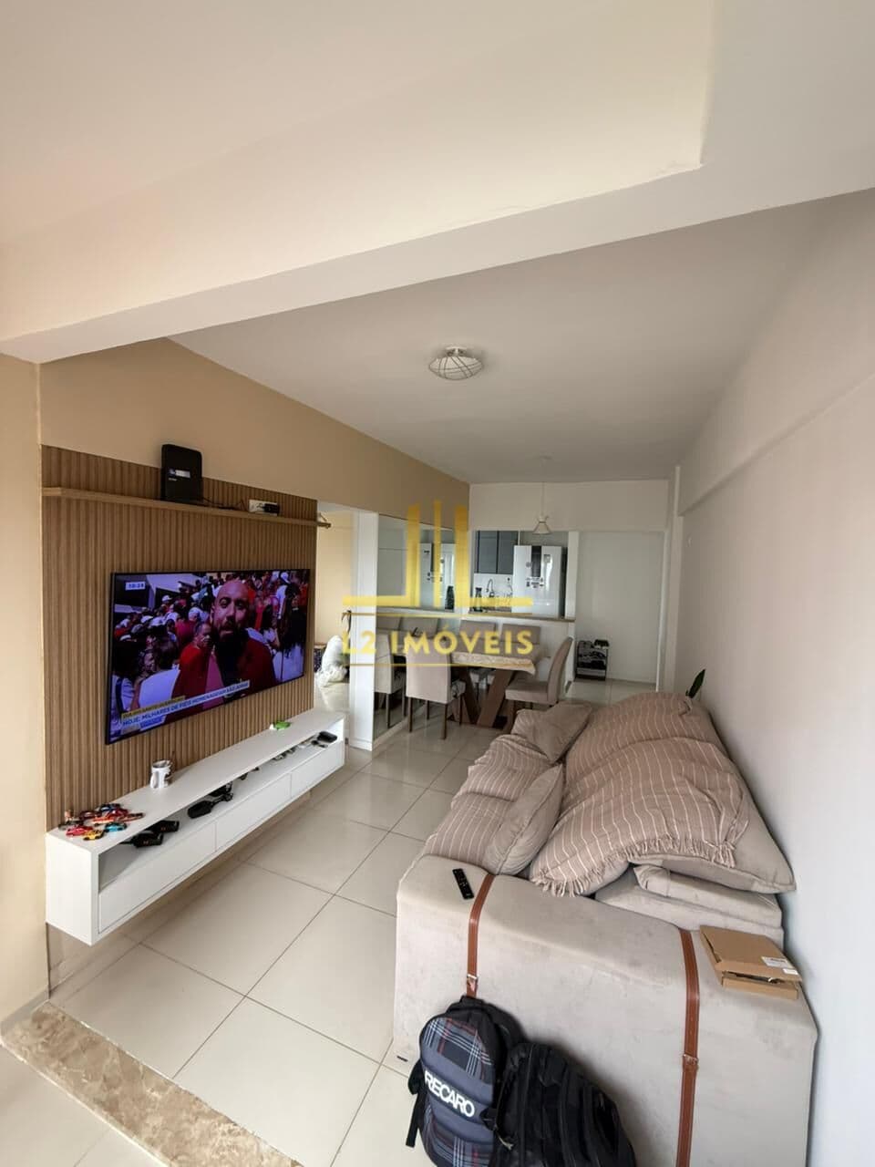 APARTAMENTO - 2/4 SENDO 1 SUÍTE - 54M² - ANDAR ALTO - LUIS ANSELMO
