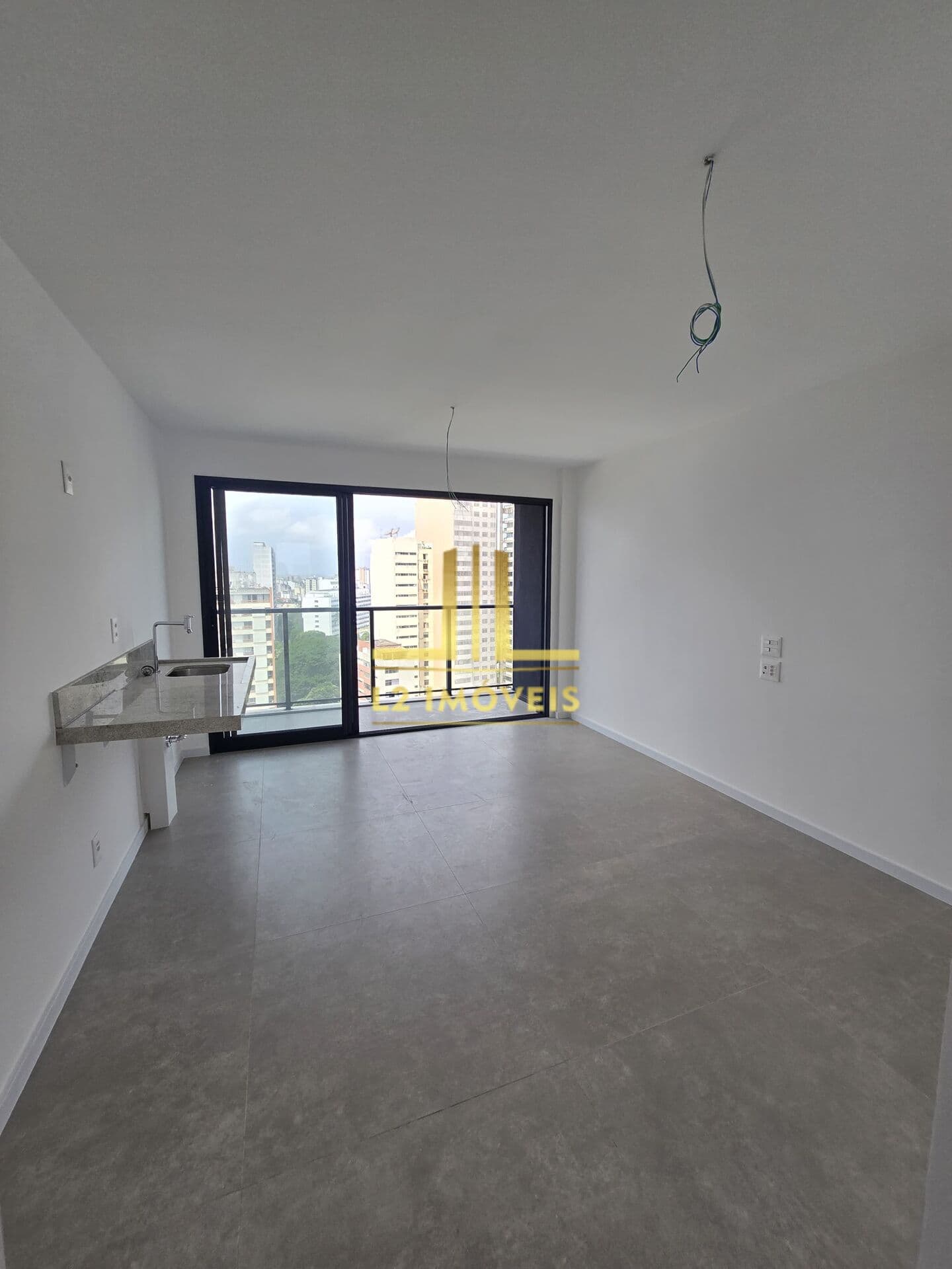 APARTAMENTO STUDIO - VISTA MAR - CORREDOR DA VITORIA