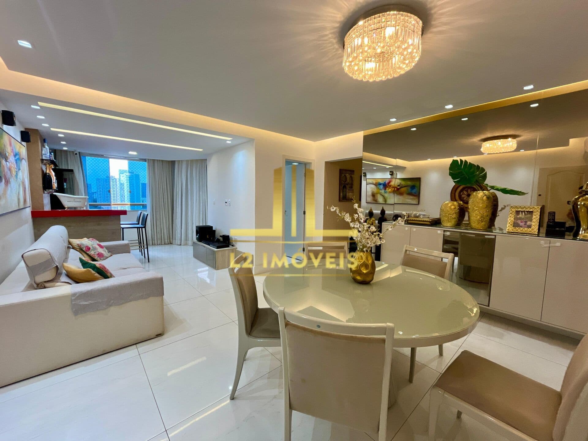 APARTAMENTO - 2/4 SENDO 1 SUÍTE - 105M² - PORTEIRA FECHADA - CAMINHO DAS ÁRVORES