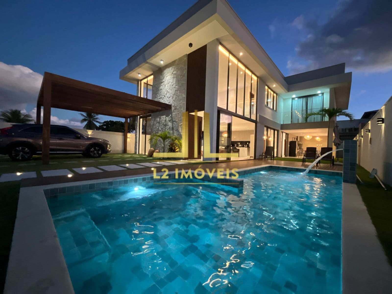 CASA LUXUOSA - 8 SUÍTES - GUARAJUBA