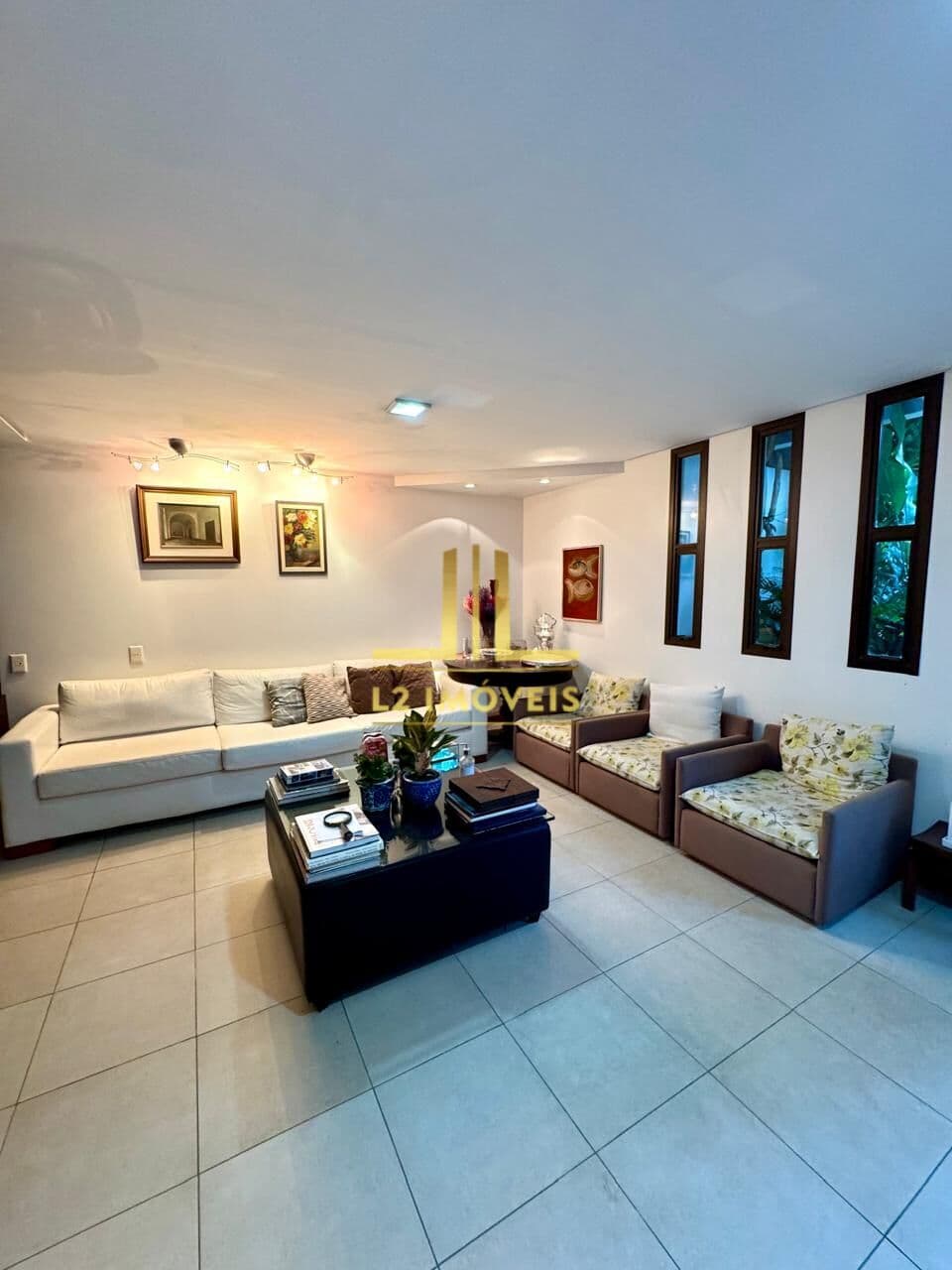CASA LUXUOSA - 3 SUÍTES - CANDEAL