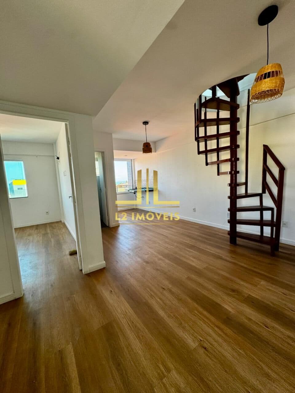 COBERTURA DUPLEX - 3/4 SENDO 1 SUÍTE - 120M² - VISTA MAR - PIATÃ