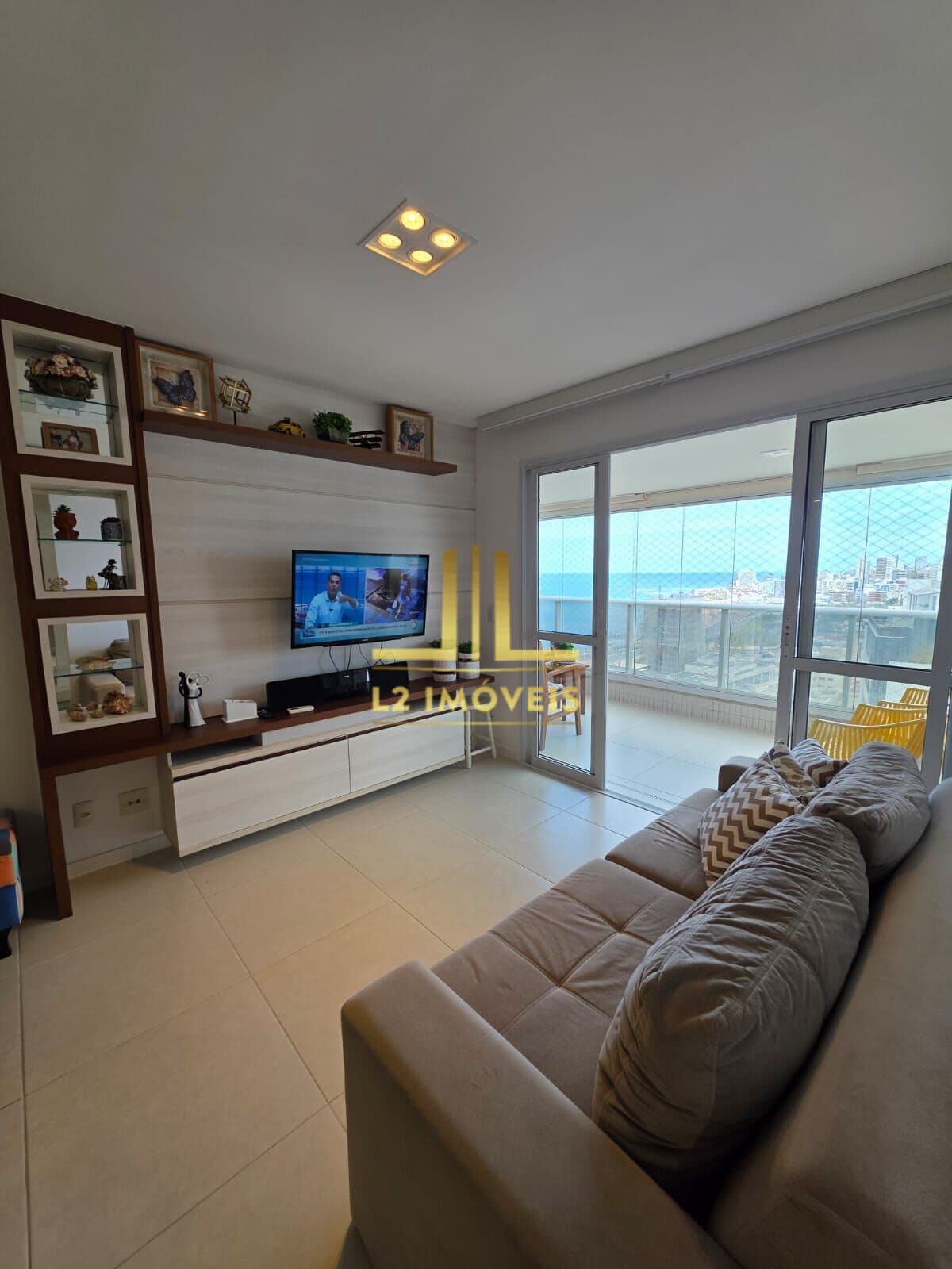 APARTAMENTO - 2 SUÍTES - 72M² - 02 VAGAS - COSTA AZUL