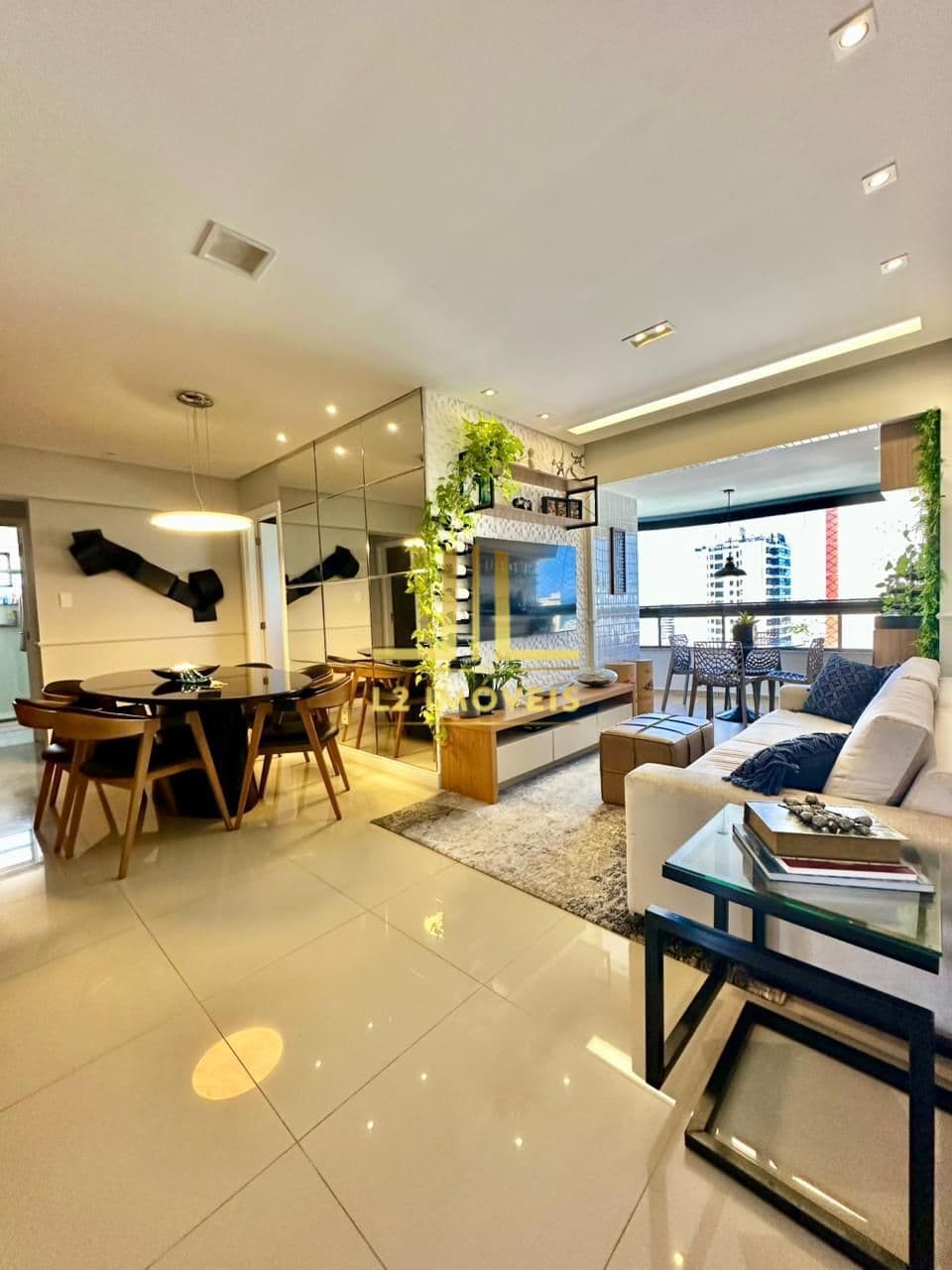APARTAMENTO - 3/4 SENDO 1 SUÍTE - 92M² - NASCENTE - 02 VAGAS - ARMAÇÃO