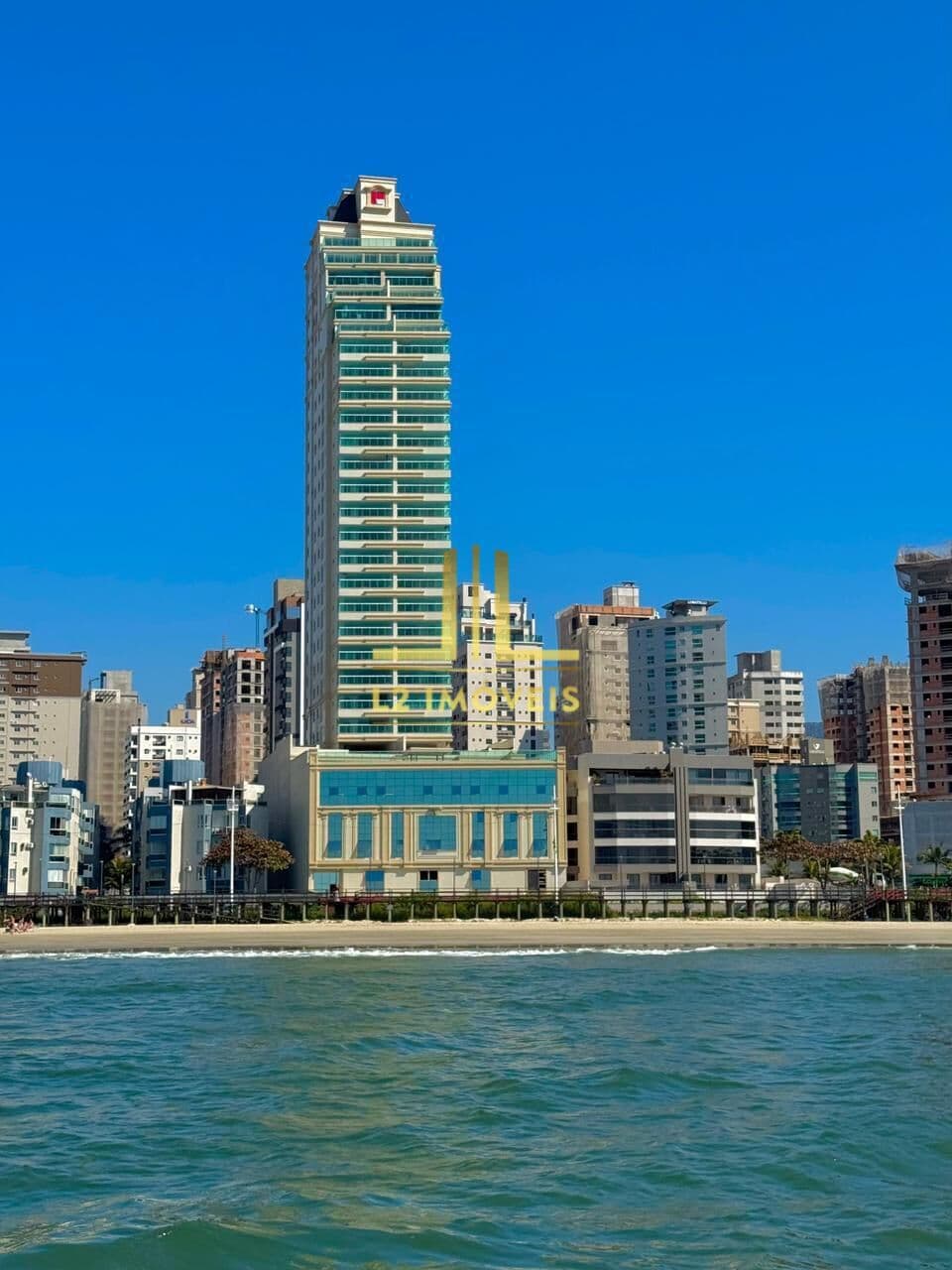 APARTAMENTO ALTO PADRÃO - 3 SUÍTES - 154M² - 02 VAGAS - LUMIERE