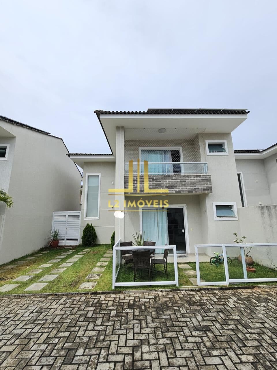 CASA DUPLEX - 3 QUARTOS SENDO 1 SUÍTE - MIRAGEM