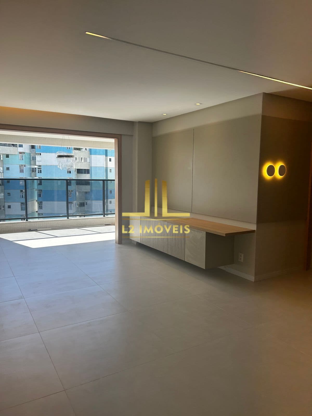 APARTAMENTO ALTO PADRÃO - 3/4 SENDO 2 SUÍTES - 96M² - NASCENTE - 02 VAGAS - MOVE ITAIGARA