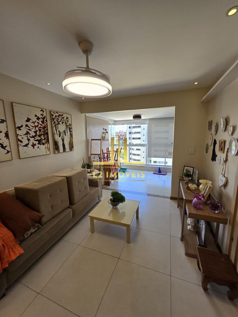 APARTAMENTO - 2 QUARTOS SENDO 1 SUÍTE - ARMAÇÃO