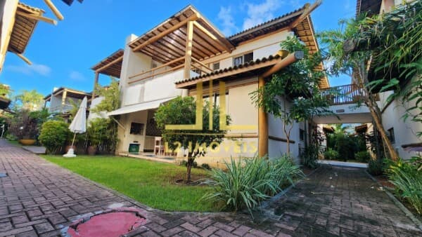 CASA - 3 QUARTOS SENDO 2 SUÍTE - PORTEIRA FECHADA - ITACIMIRIM